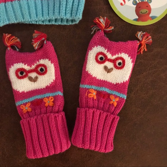 Sweater mittens booties set - Picture 2 of 6